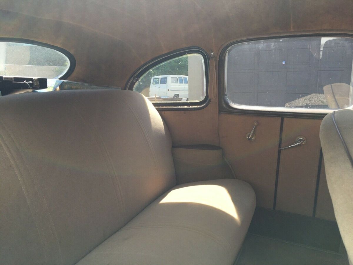 1941 Ford Super Deluxe - photo 2