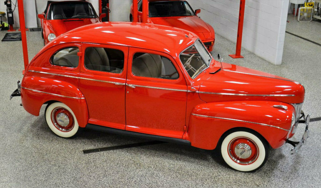 1941 Ford Super Deluxe - photo 5