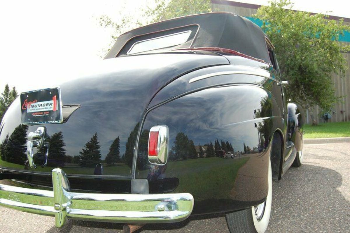 1941 Ford Super Deluxe Convertible - photo 4