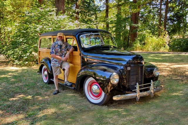 1941 International Harvester Model K wagon - photo 3