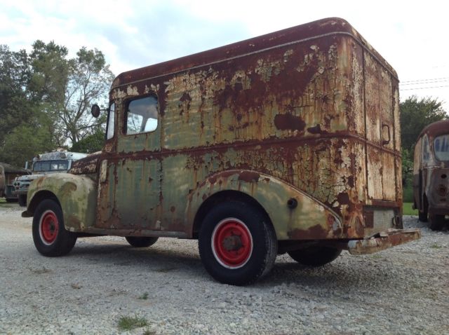 1941 International Harvester Kb-3 bread truck - photo 8