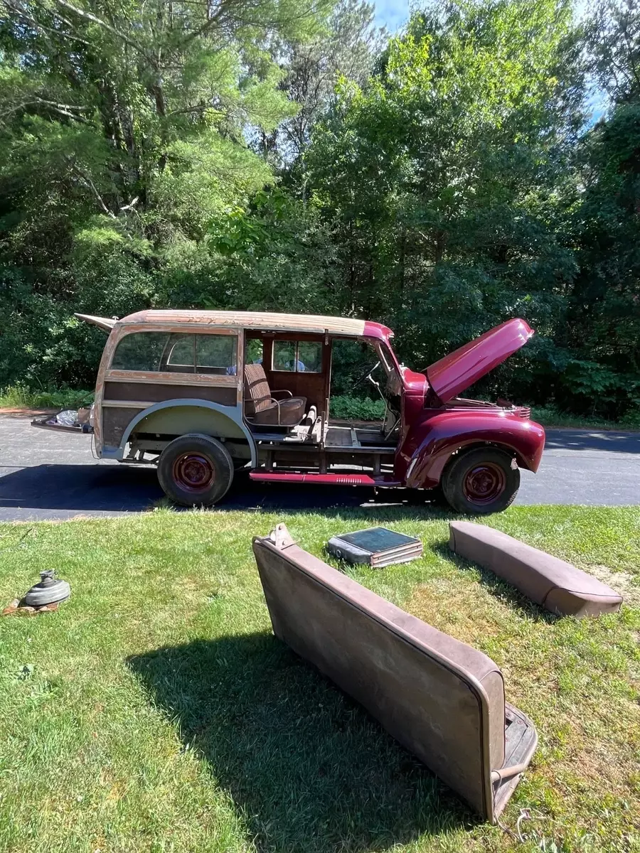 1941 INTERNATIONAL WOODIE STATION WAGON WOODY 3 DOOR 3 ROWS OF SEATS 2 OWNER 1941 International Harvester 1/2 Ton Pickup WOOD ALL WOOD