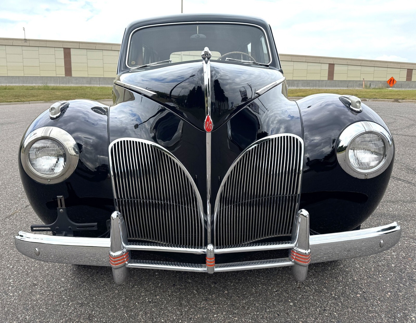 1941 Lincoln Custom V12 Limousine - photo 9