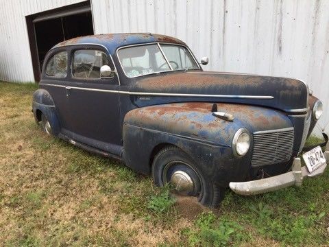 1941 Mercury sedan - photo 3