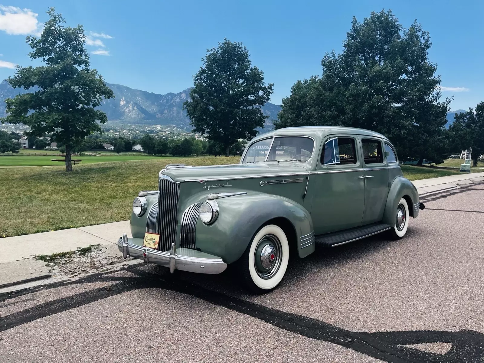 1941 Packard 110 Sedan Green 110 1941 Packard 110 110
