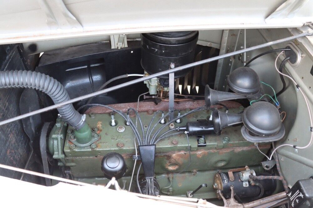 1941 Packard One-Twenty Convertible Coupe - photo 9