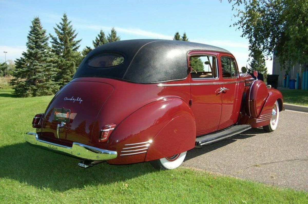 1941 Packard Super Eight 180 Formal Sedan - photo 9