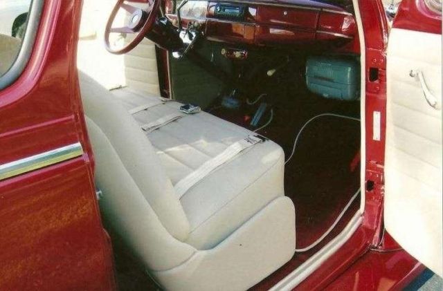 1941 Plymouth P12 Special Deluxe Business Coupe Classic - photo 3