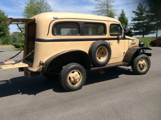1941 Dodge Power Wagon - photo 3