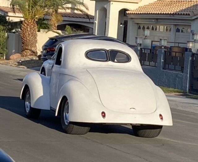 1941 Willys Custom Fiberglass Coupe 454 Chevy big block V8 - photo 9