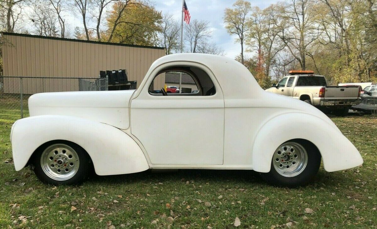 1941 Willys - photo 2