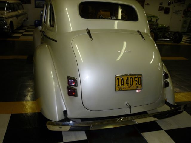 1941 Willys 4 door sedan street rod - photo 4