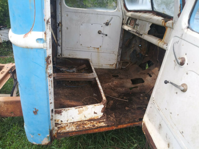 1947 Ford F-100 - photo 6
