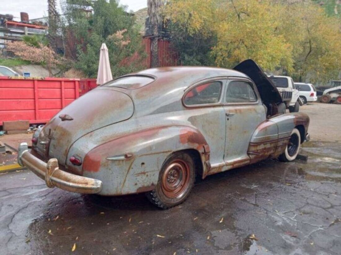 1942 Buick Special fastback - photo 4