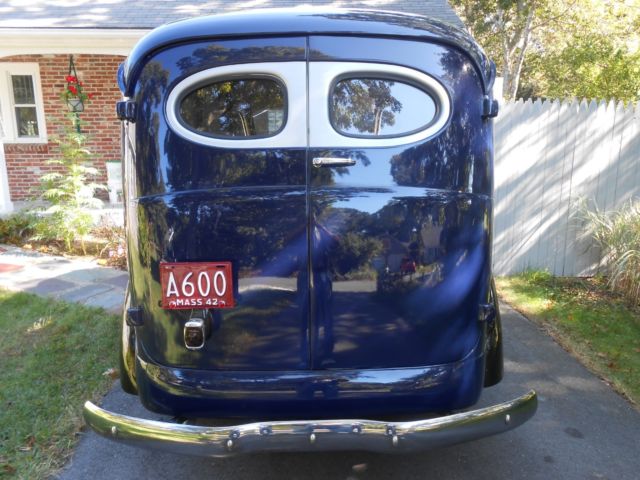 1942 Chevrolet 3/4 ton panel truck - photo 3