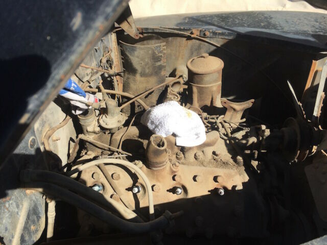 1942 Ford Deluxe - photo 9