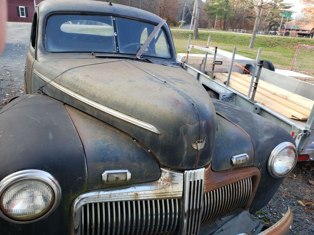 1942 Ford Coupe - photo 2