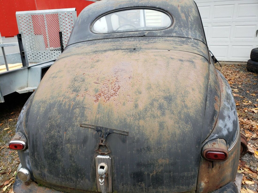 1942 Ford Coupe - photo 3