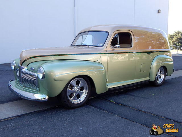 1942 Ford Sedan Delivery 5.0 Coyote 32V V8 Resto Rod
