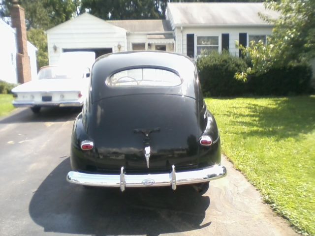 1942 Ford Super Deluxe - photo 2
