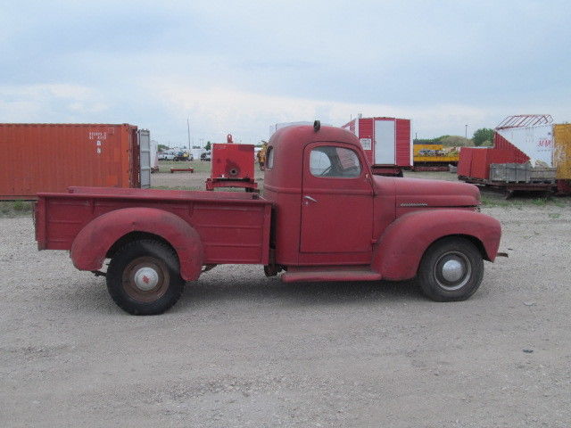 1942 International Harvester K-2 Longbox Pickup - photo 7