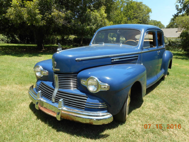1942 LINCOLN ZEPHYR 4 DOOR SEDAN NO RESERVE 1942 Lincoln ZEPHYR