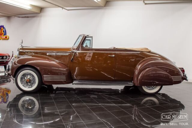 1942 Packard One-Twenty Convertible Coupe - photo 5