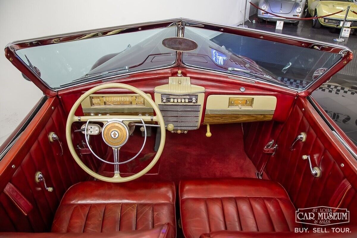 1942 Packard Super Eight One-Eighty Darrin Victoria - photo 5