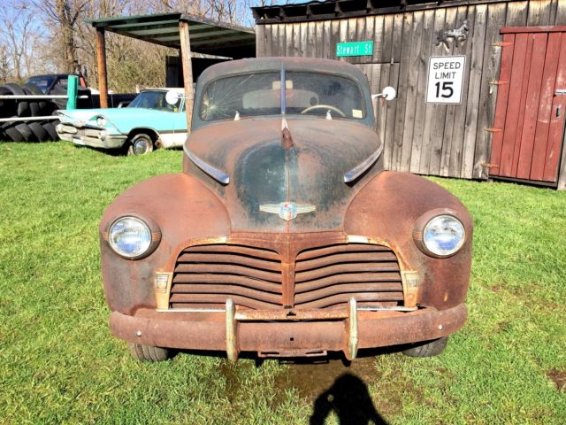 1942 Chevrolet Deluxe Sedan - photo 5