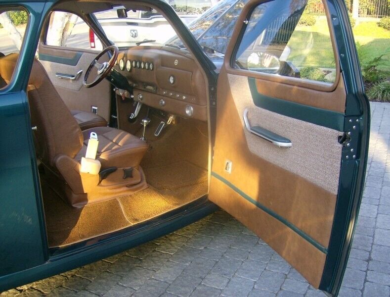 1942 Studebaker Sedan - photo 4