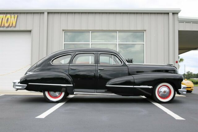 1946 Cadillac Series 62 6 window sedan - photo 6
