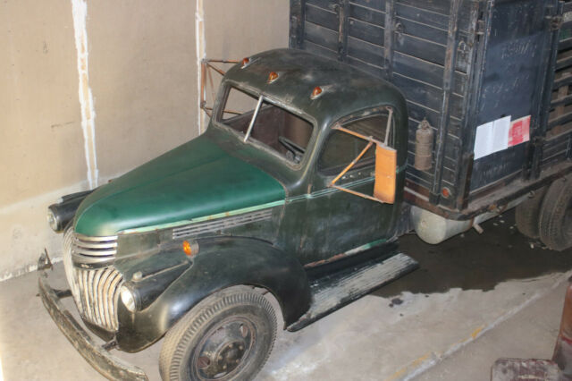 1946 Chevrolet 2 Ton Stakebed - photo 3