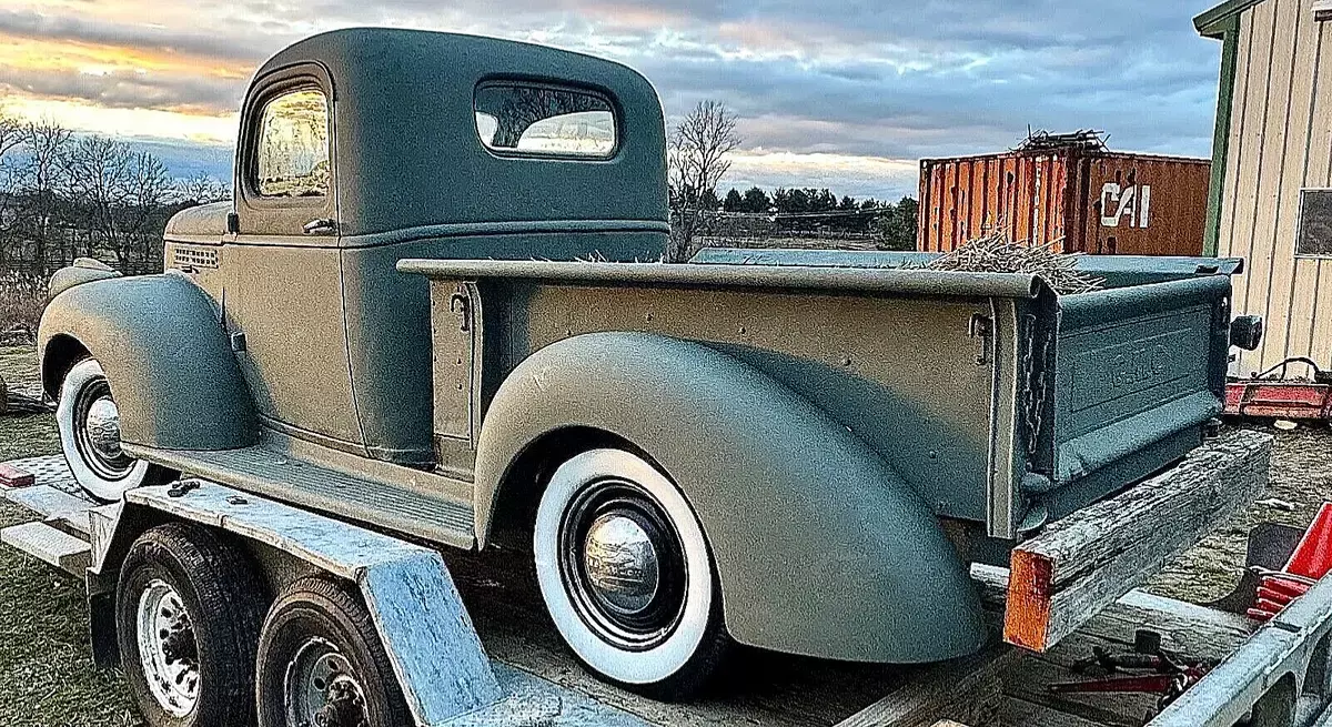1946 Chevrolet 3100 Pickup Truck matte Primer Manual 1946 Chevrolet Other Pickups