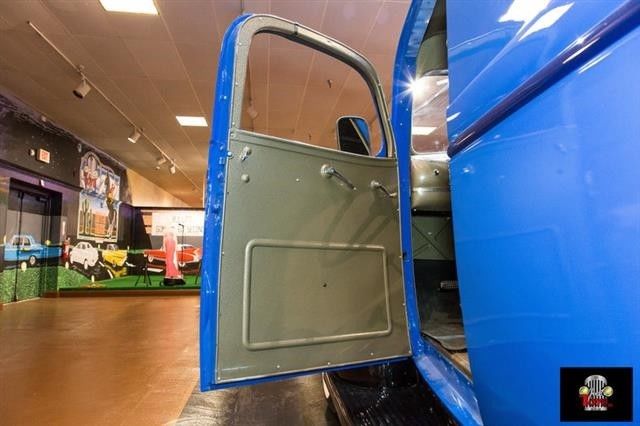 1946 Chevrolet Panel Delivery Truck - photo 5