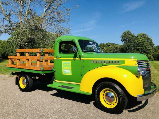 1946 Chevrolet 3/4 ton Chevy flatbed - photo 2