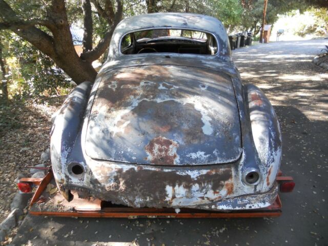 1947 Chrysler Custom - photo 2