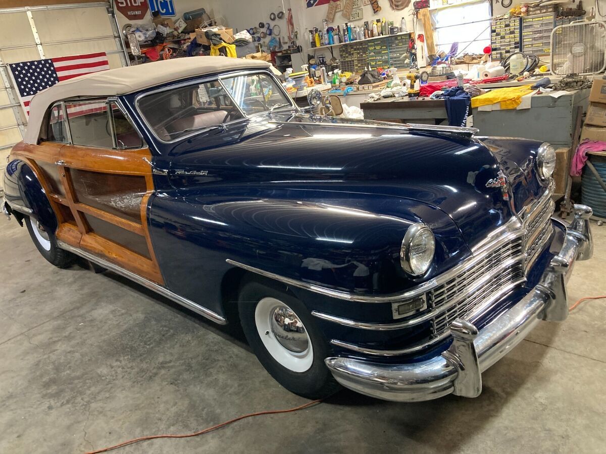 1946 Chrysler Town & Country - photo 2