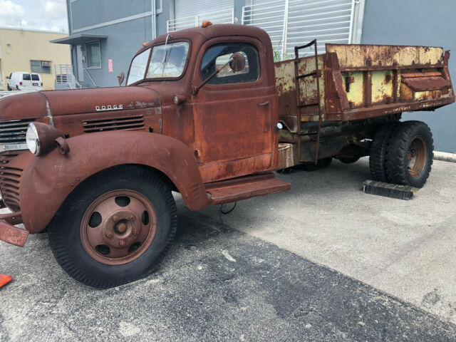 1946 Dodge 1 1/2 Ton Dump Truck Model WF-32 1946 Dodge Truck