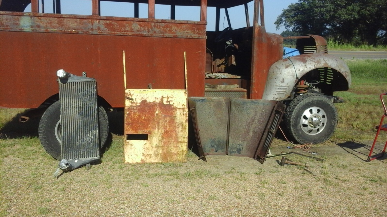 1946 Dodge DODGE BUS---CUMMINS--HOT ROD--PROJECT - photo 4