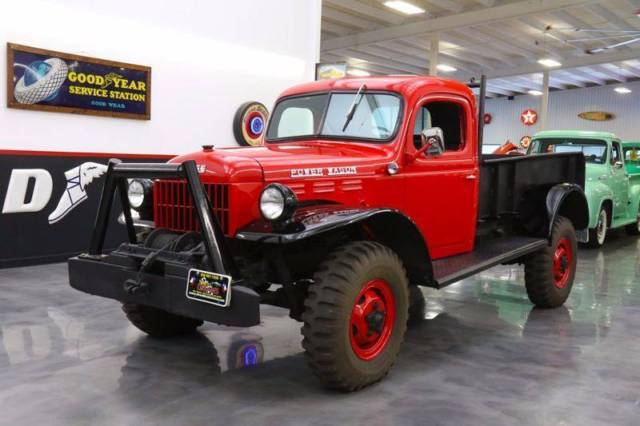 1946 Dodge Power Wagon 4 x 4 - photo 2