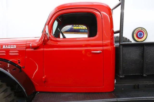 1946 Dodge Power Wagon 4 x 4 - photo 6