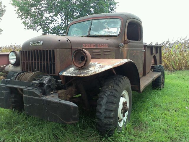 1946 Dodge Power Wagon - photo 2