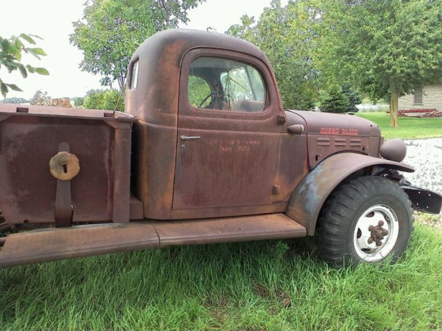 1946 Dodge Power Wagon - photo 3