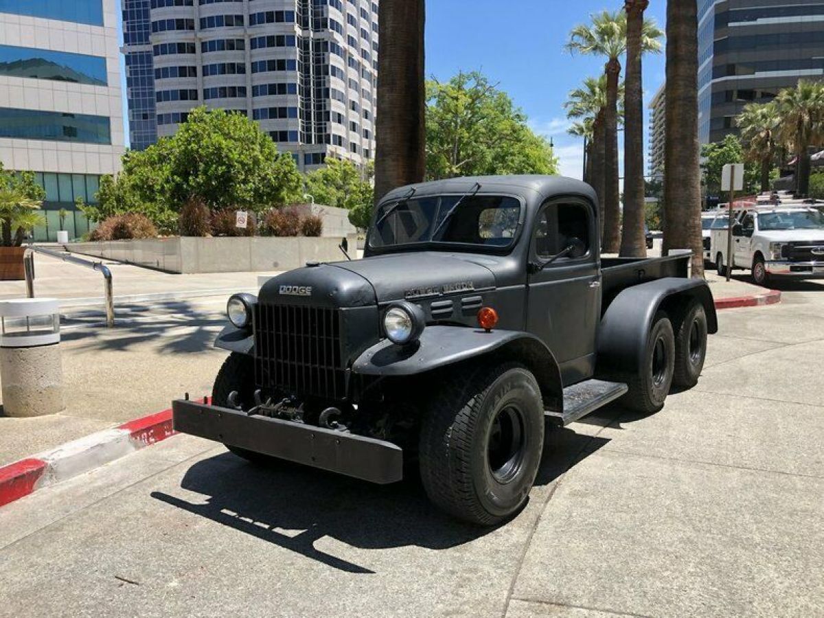 1946 Dodge Power Wagon WC-63 CUSTOM / ONE OF A KIND/OVER 50K INVESTED - photo 4