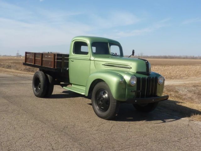 1946 Ford 1.5 Ton Stake Body - photo 12