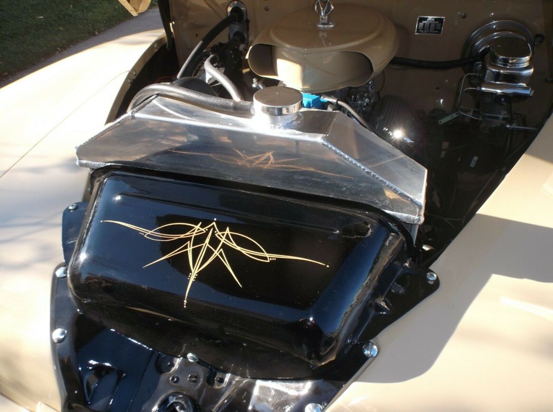 1946 Ford convertible - photo 13