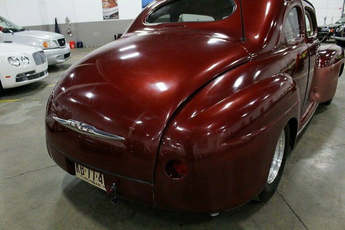 1946 Ford Coupe - photo 11