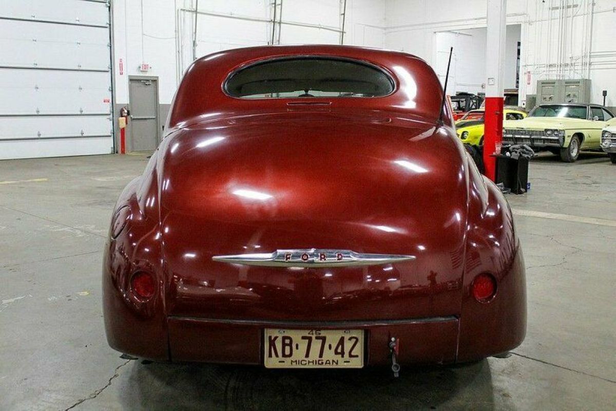 1946 Ford Coupe - photo 4