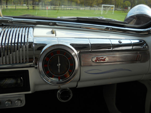 1946 Ford Coupe - photo 10