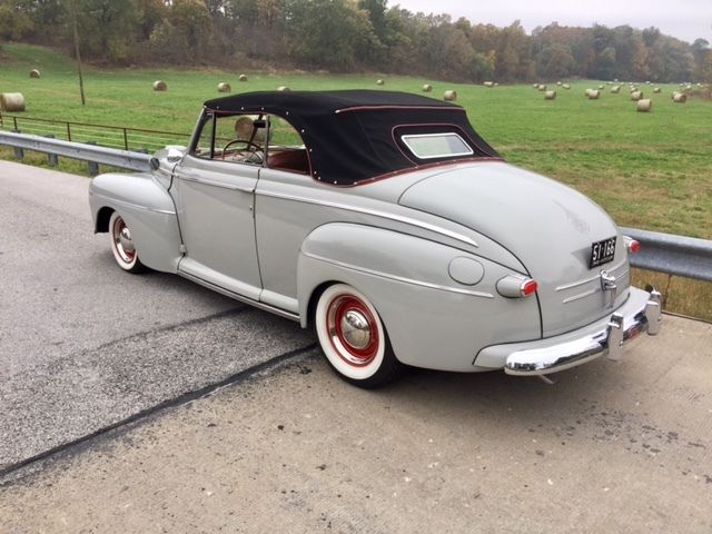 1946 Ford Convertible Super Deluxe - photo 4